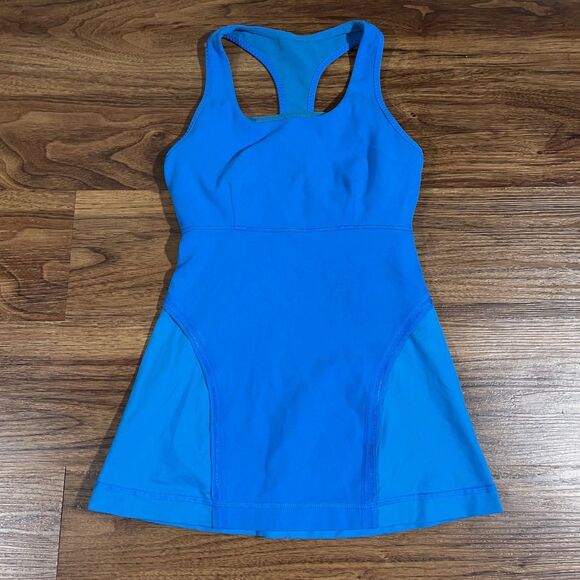 Lululemon  Power Up Tank Top Blue Womens 4 Racerback Built In Bra NO PADS - Picture 1 of 6